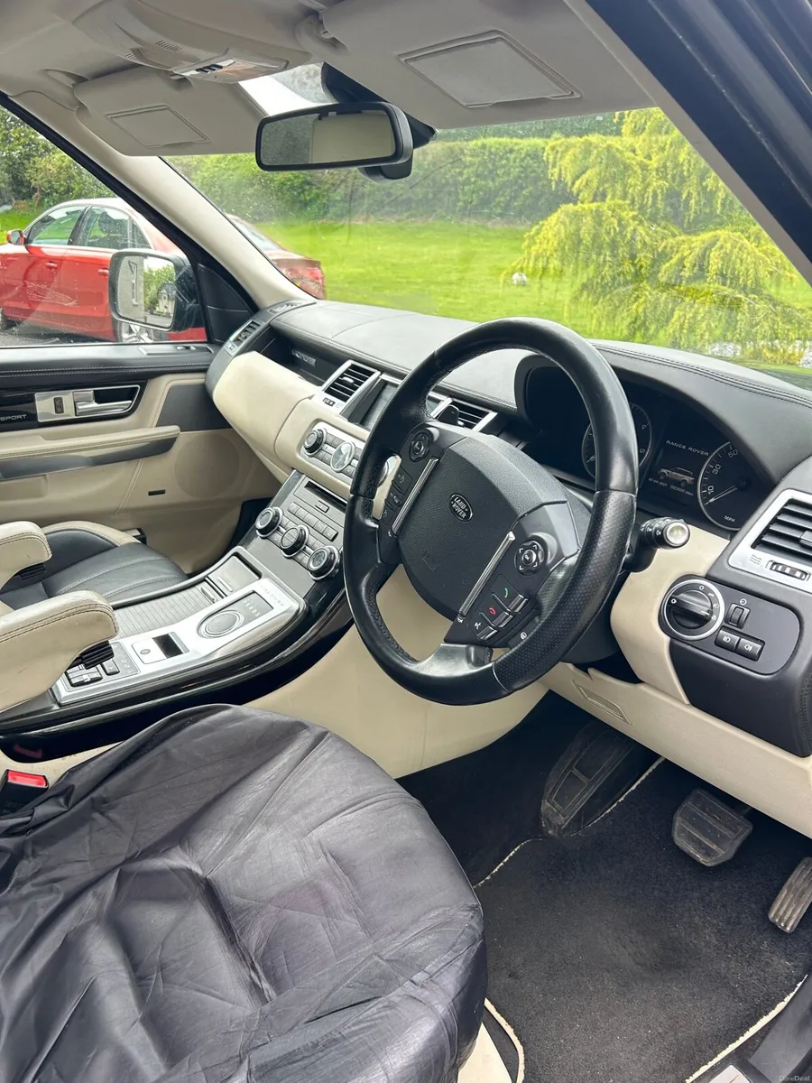 Car - Image 6