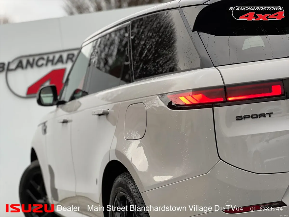 Land Rover Range Rover Sport P460E DYNAMIC SE SHOW - Image 4