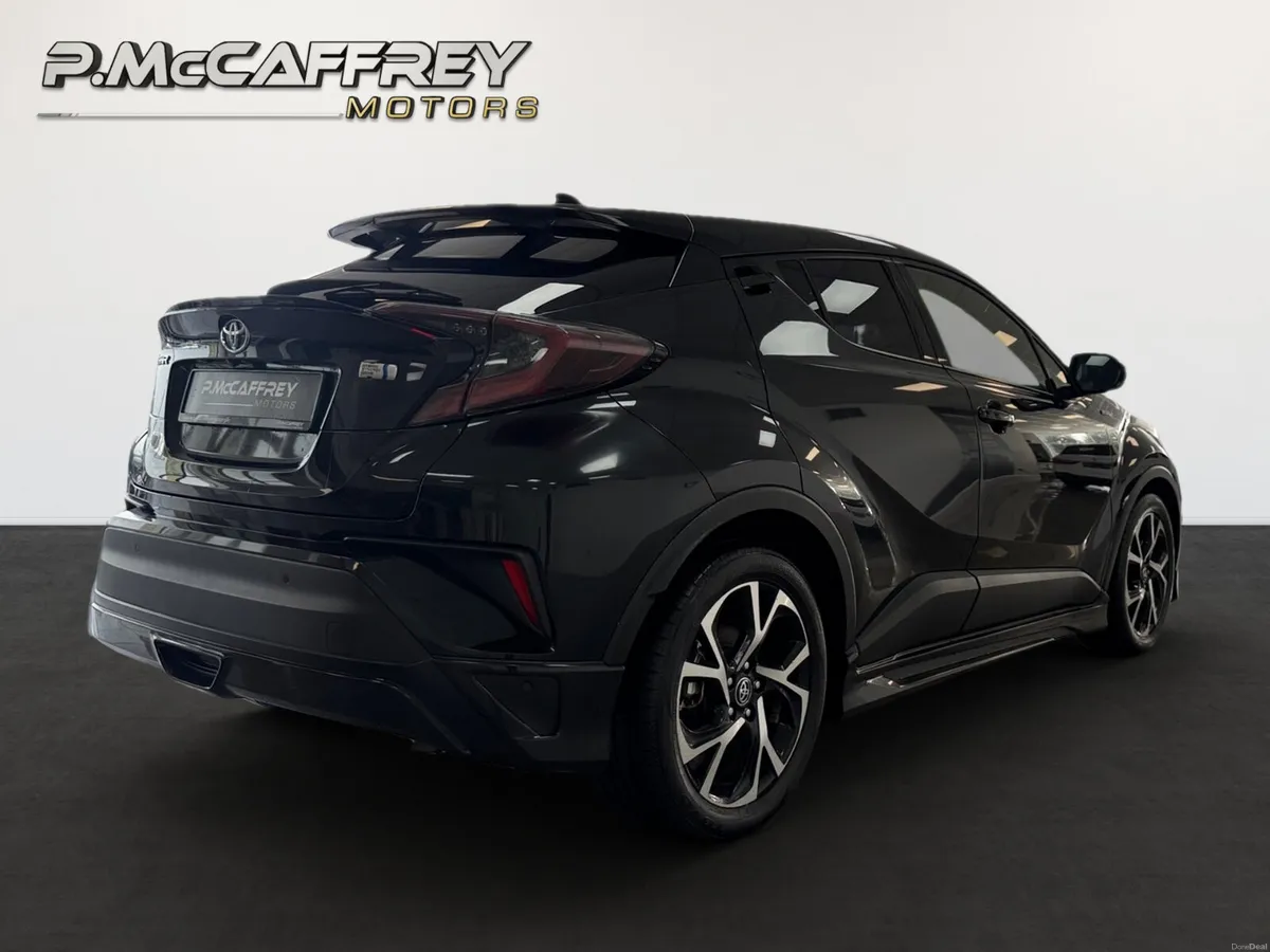 2017 Toyota C-HR Luna Sport Leather / TRD Bodykit - Image 5