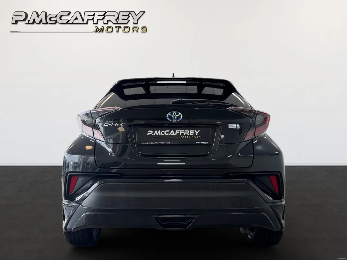 2017 Toyota C-HR Luna Sport Leather / TRD Bodykit - Image 6