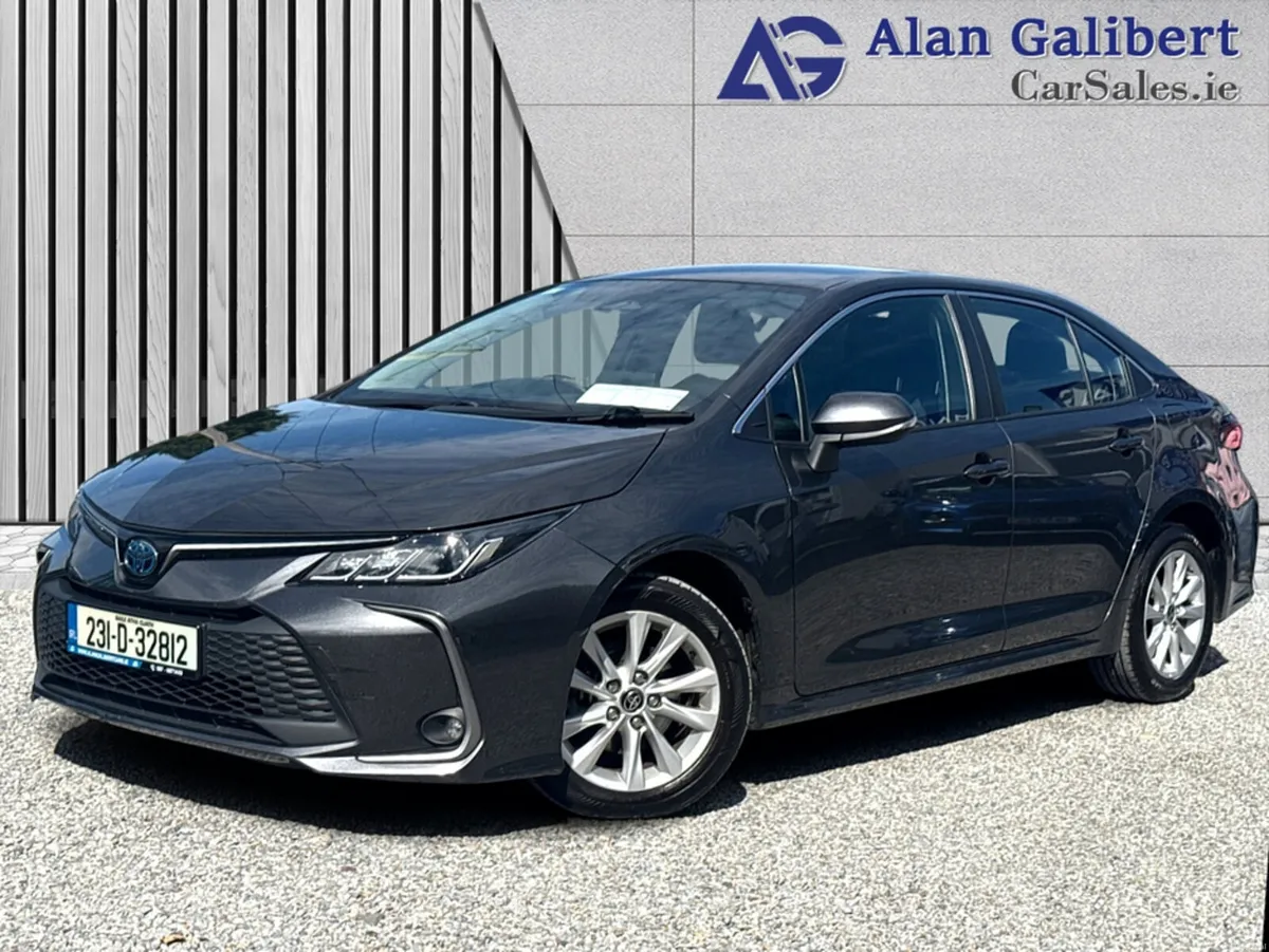 Toyota Corolla LUNA SALOON AUTO - Image 6