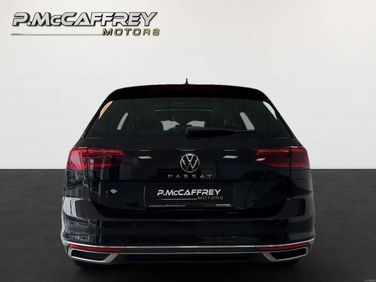 2021 VOLKSWAGEN PASSAT 2.0 TDI ELEGANCE AUTO SUNRO - Image 6
