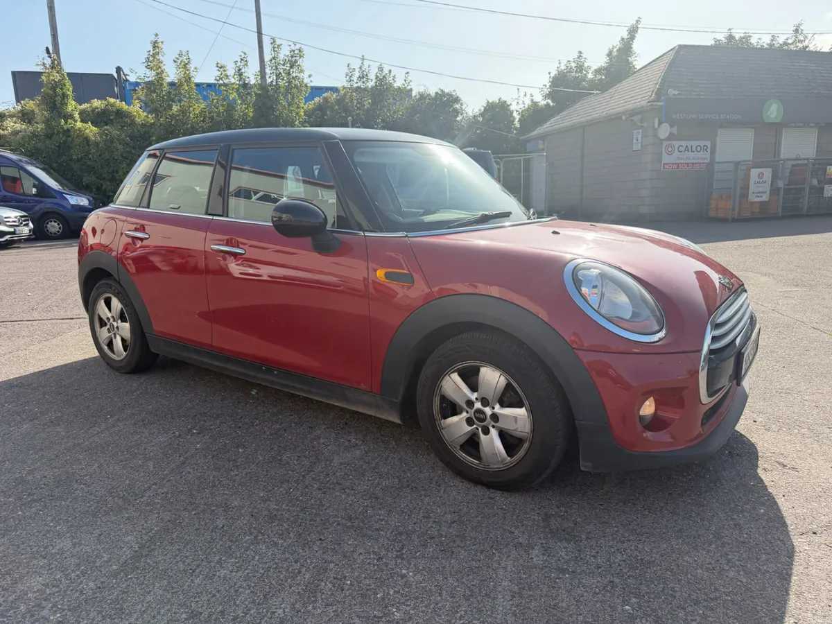2015 Mini Cooper - Image 2