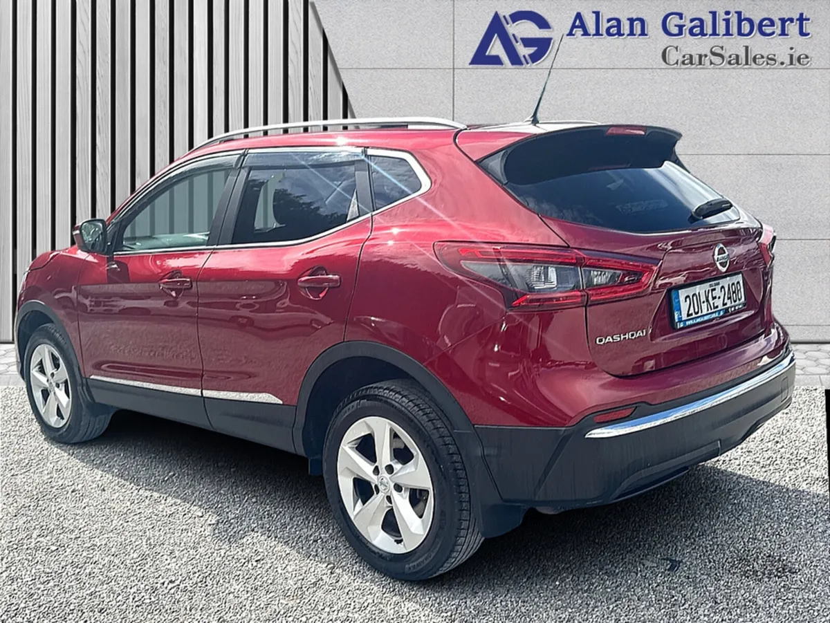Nissan Qashqai 1.3 PETROL SUNROOF - Image 2
