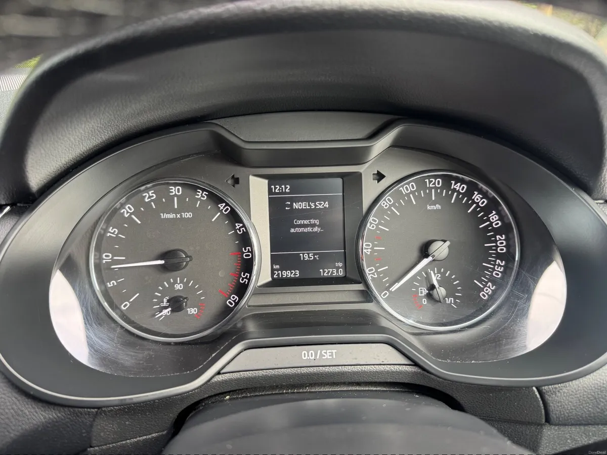Skoda Octavia 2016 - Image 2