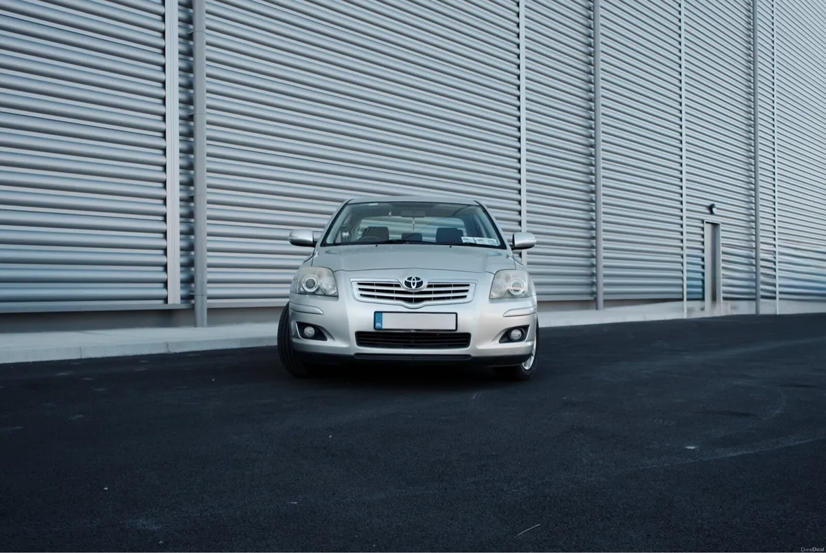Toyota Avensis - Image 5
