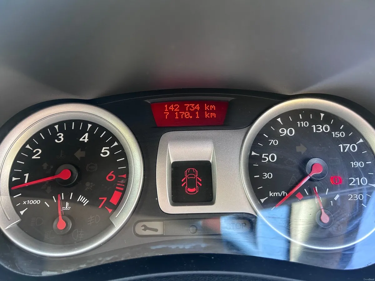 Renault Clio 2010 - Image 3