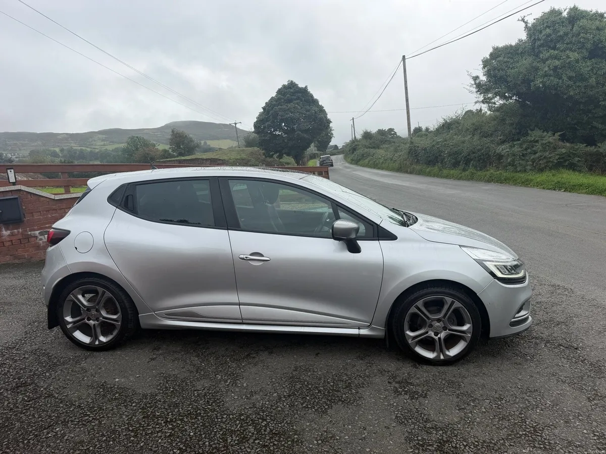 2018 Renault Clio - Image 3