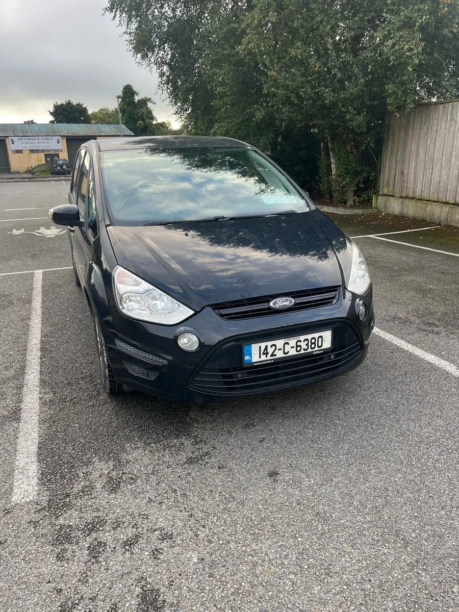 2014 (142) Ford S-Max. Black. - Image 3