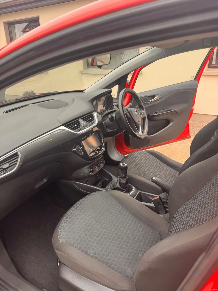 Opel Corsa 2015 - Image 2