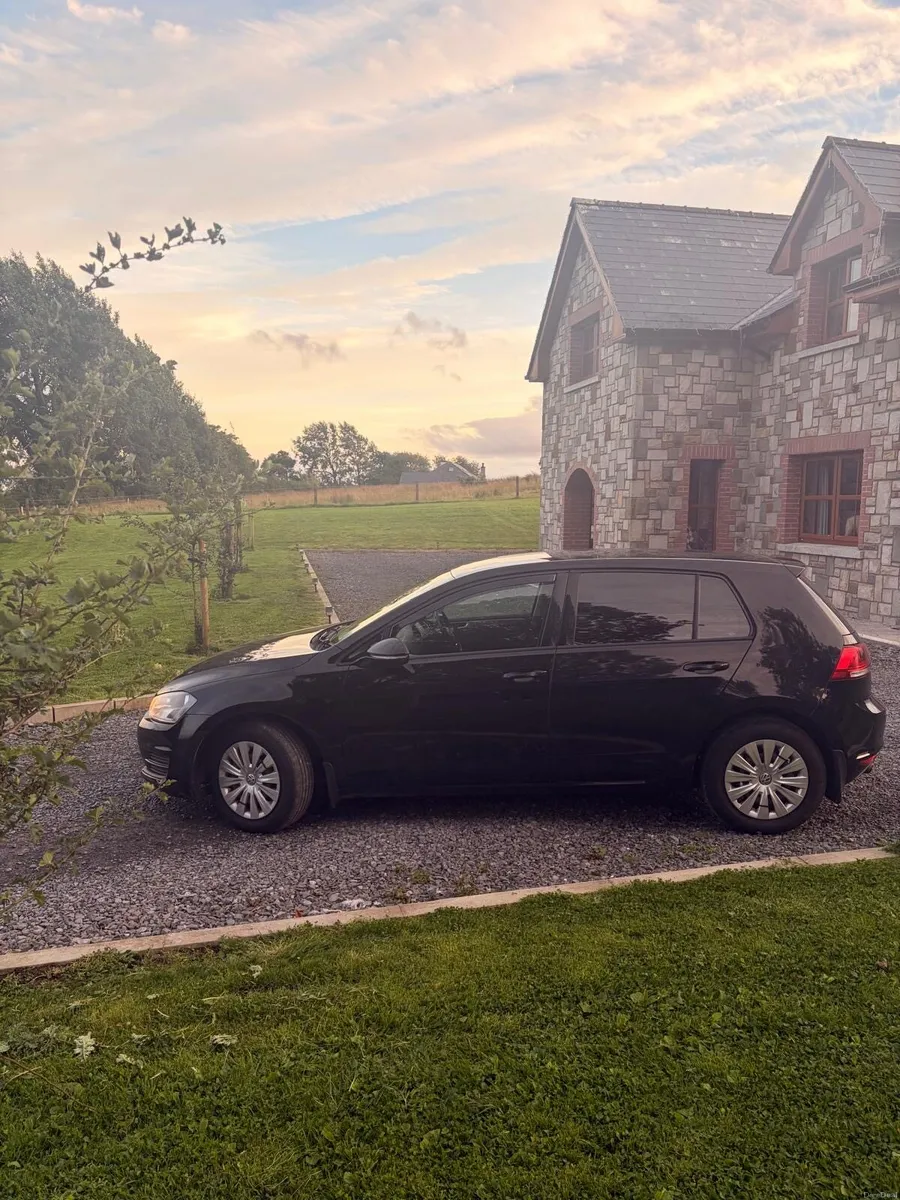 2013 Volkswagen Golf 1.6TDI BLUEMOTION - Image 3