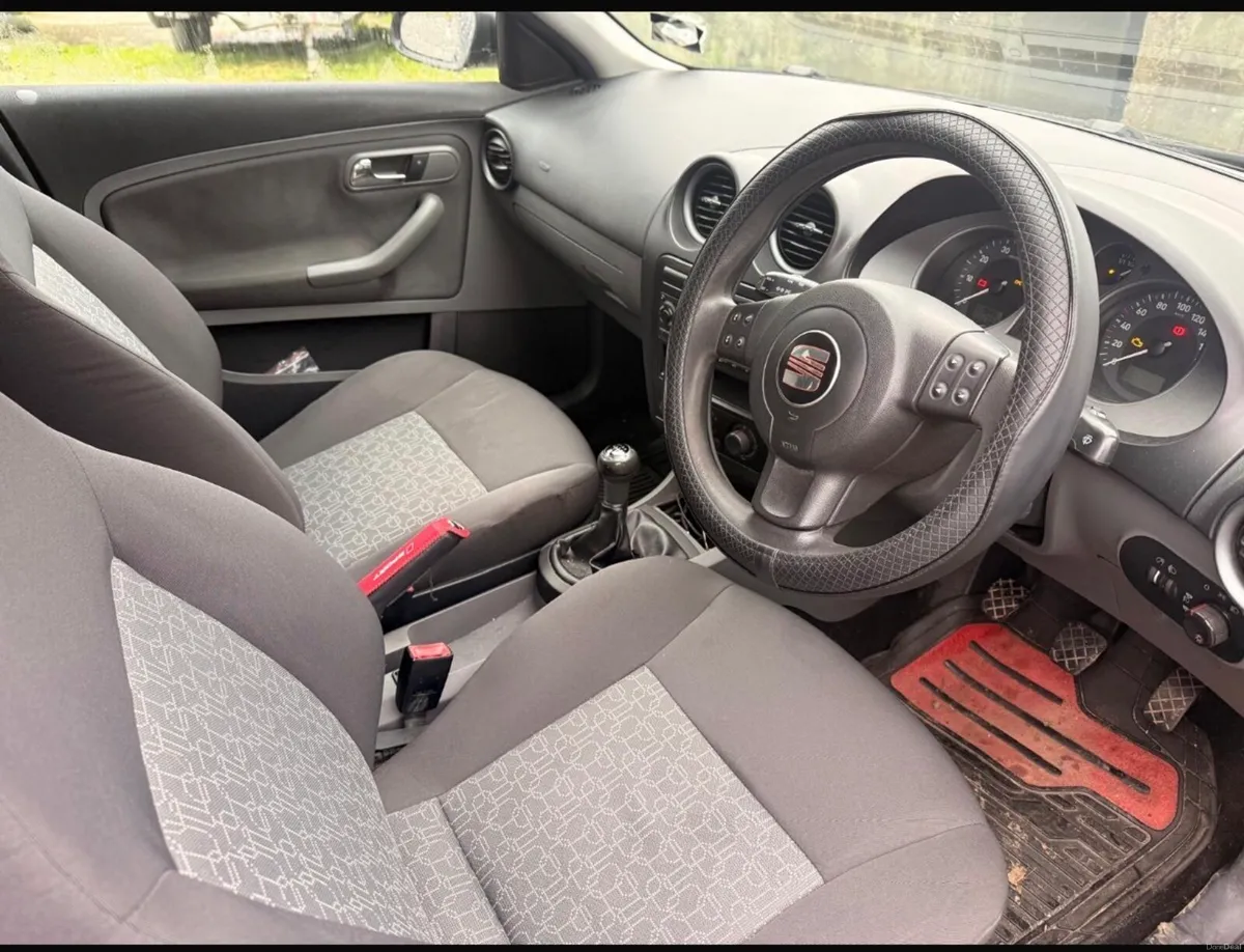 Seat Cordoba 2010 - Image 6