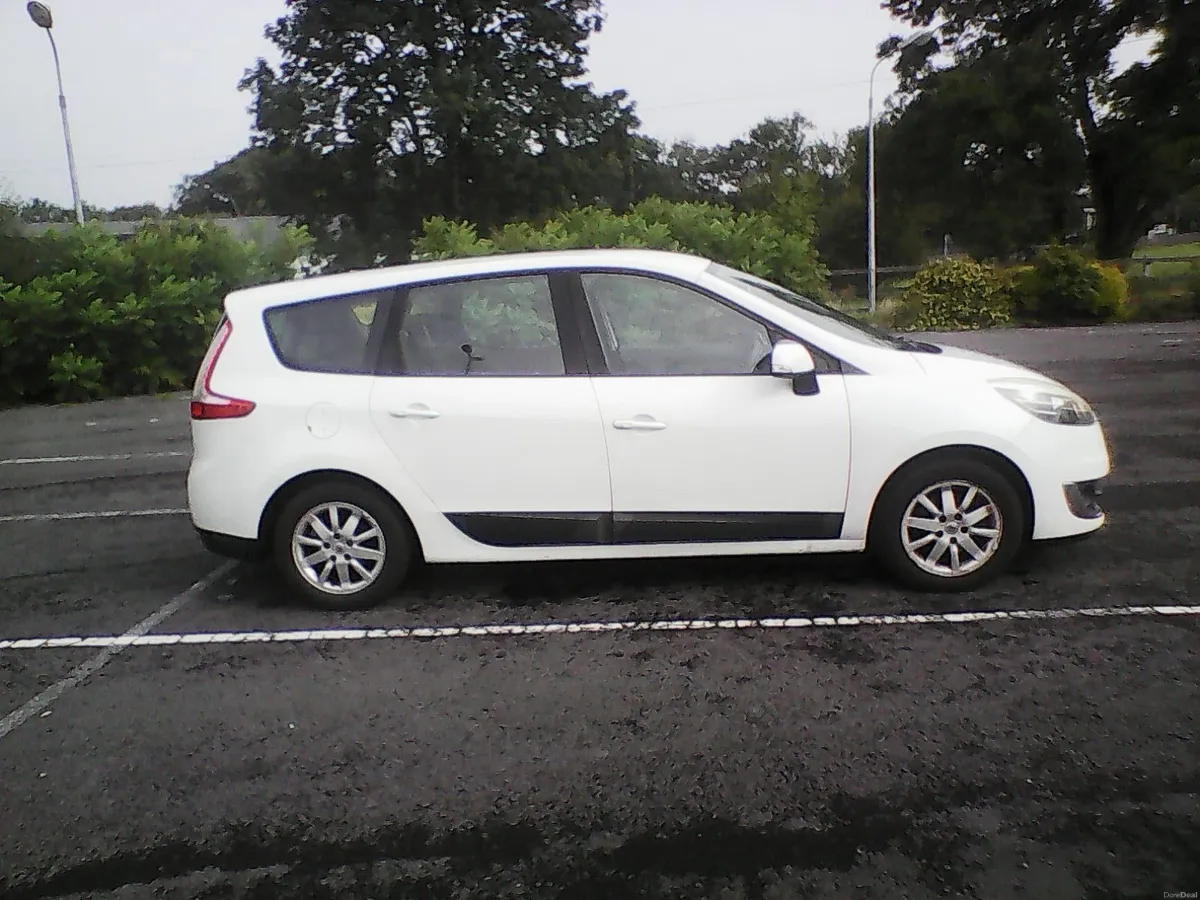 Renault Grand Scenic 2012 - Image 5