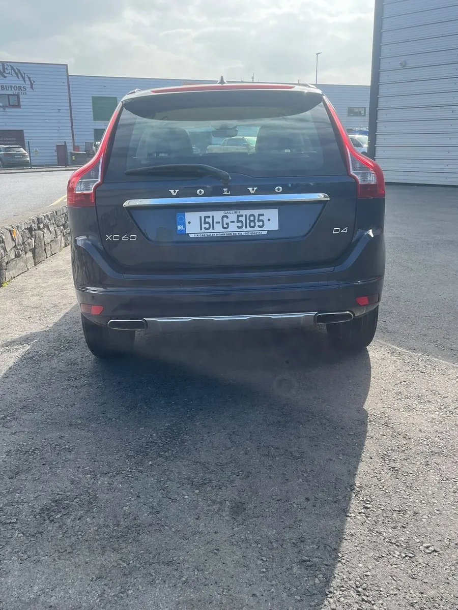 2015 VOLVO XC60 - Image 3