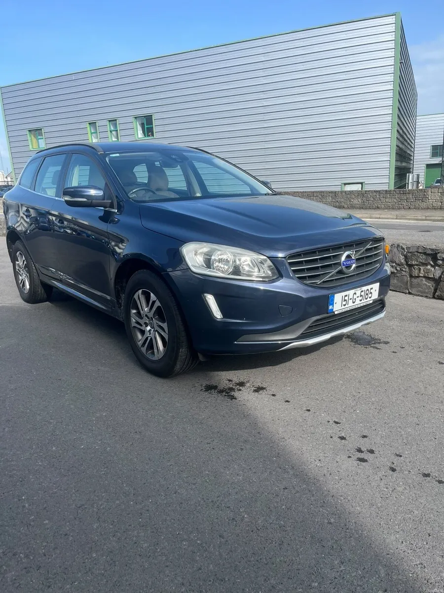 2015 VOLVO XC60 - Image 1