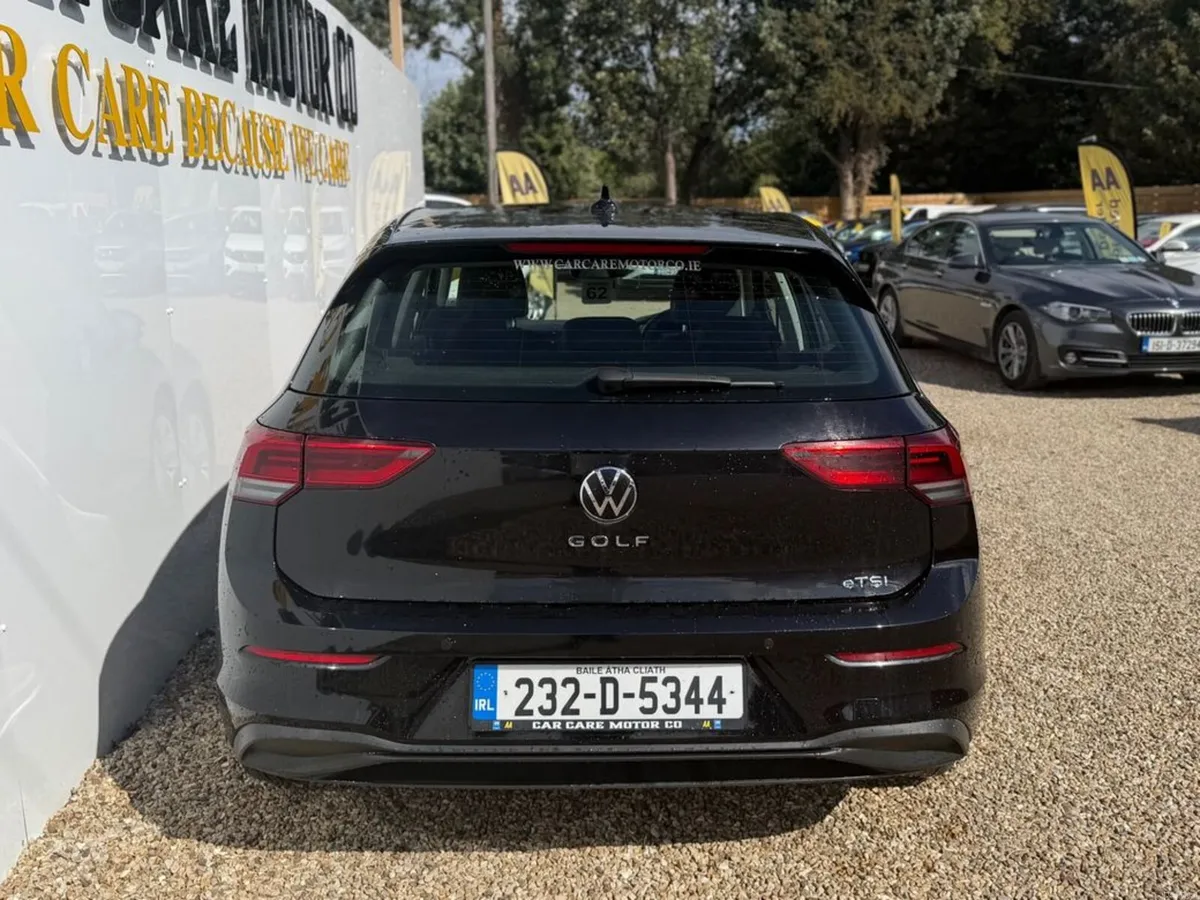 Volkswagen Golf Life 1.0 TSI Mhev 110HP 5 - Image 5