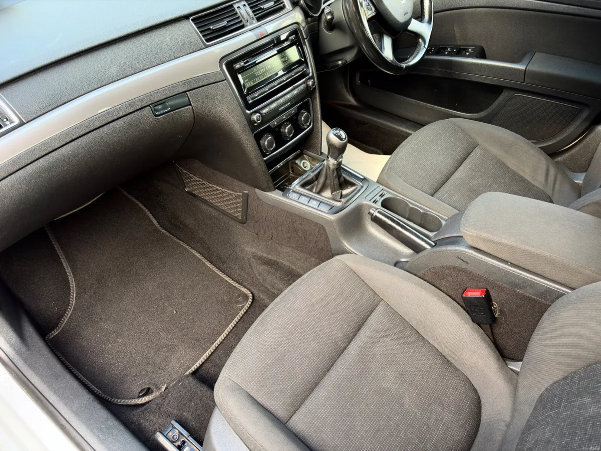 Skoda Superb 2015 1.6 TDI new nct 8/27 - Image 6