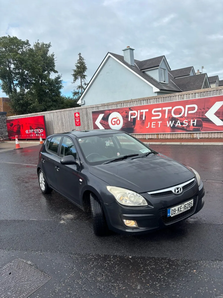 Hyundai i30 - Image 1