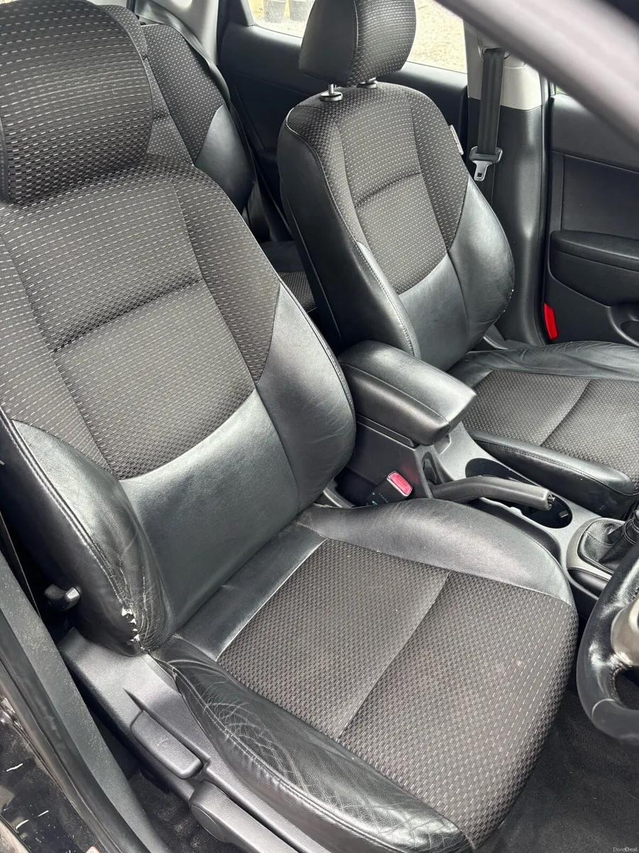Hyundai i30 - Image 4