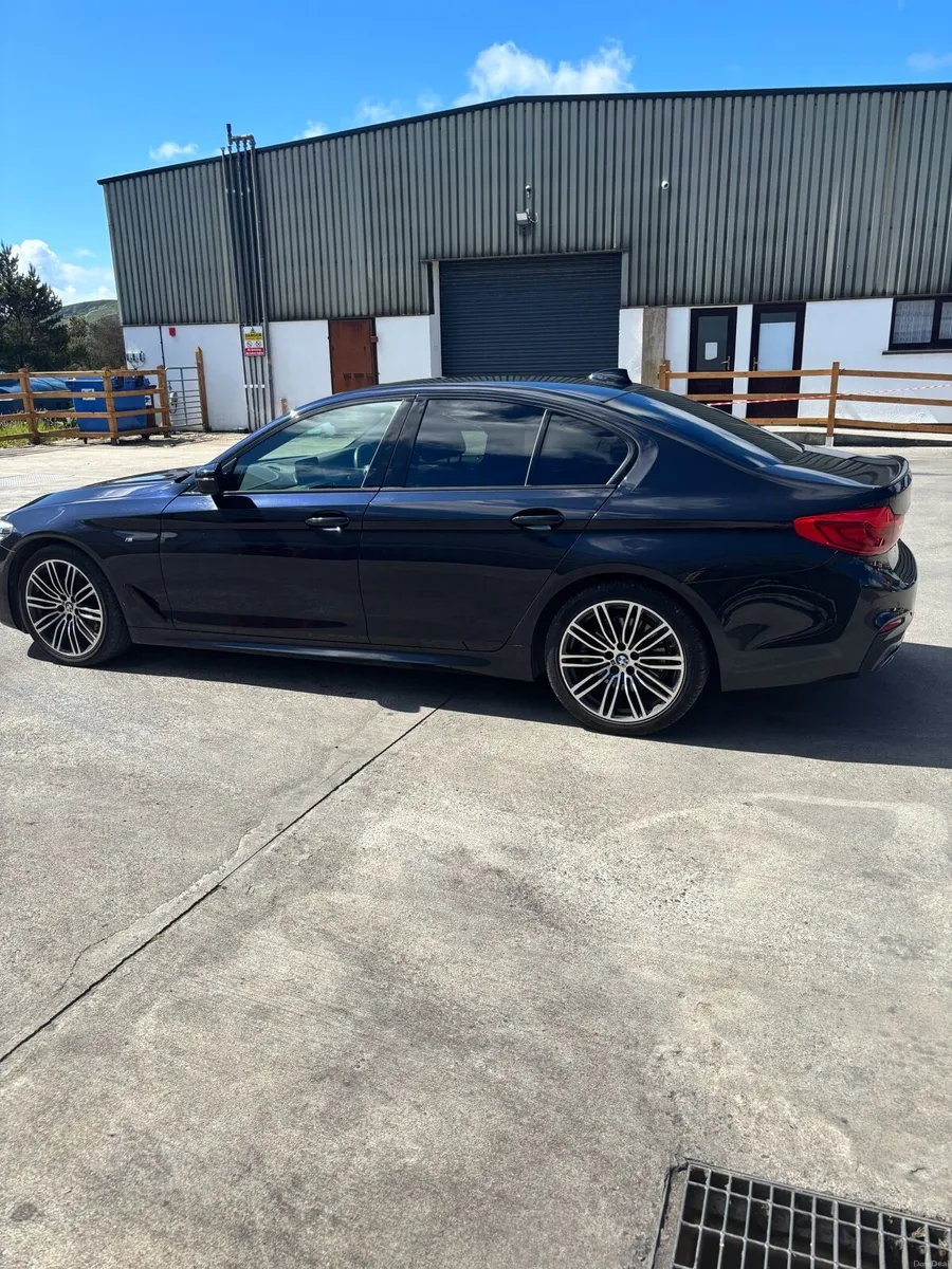 BMW 520D - Image 2