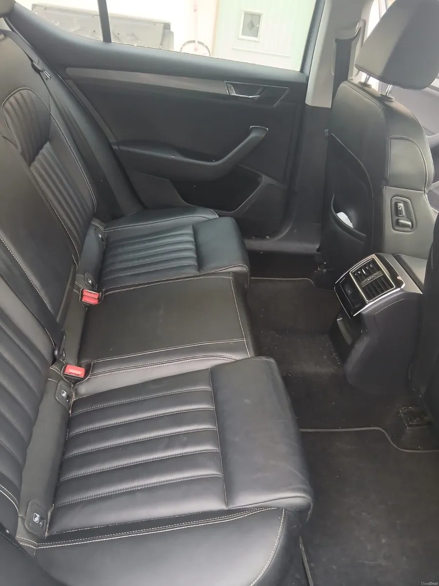 Skoda Superb 2020 - Image 4