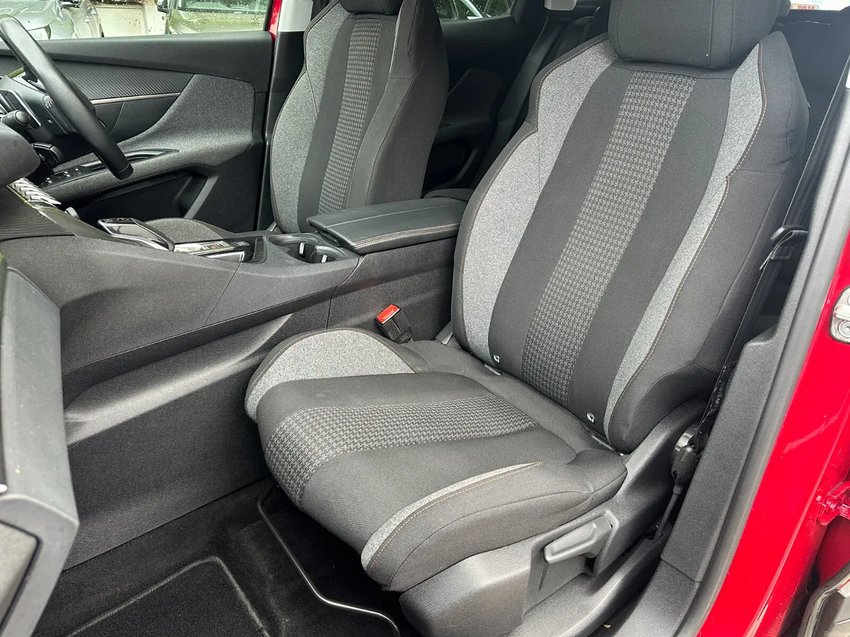 Peugeot 3008 1.5 BlueHDi 130bhp Active Auto - Image 6