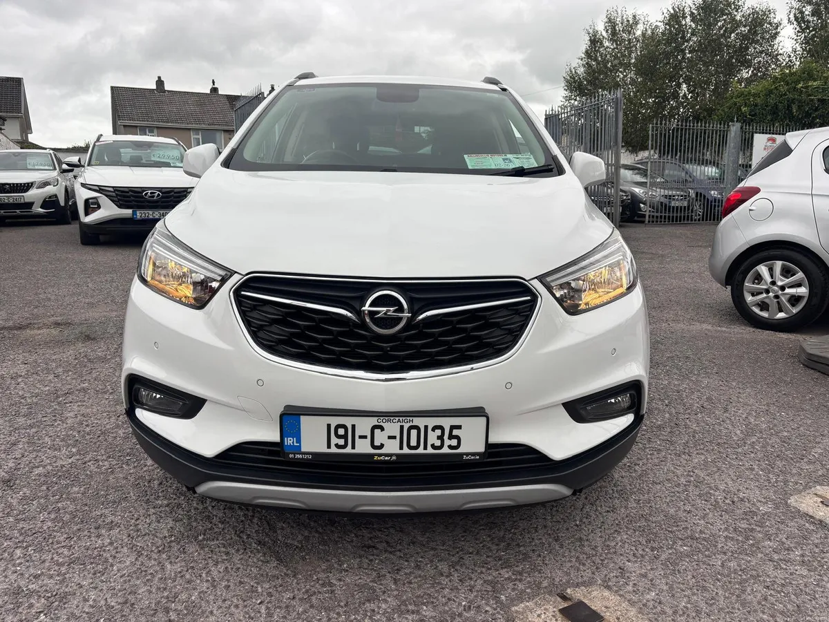 Opel Mokka 2019  PETROL  VERY  LOW  MILEAGE - Image 4