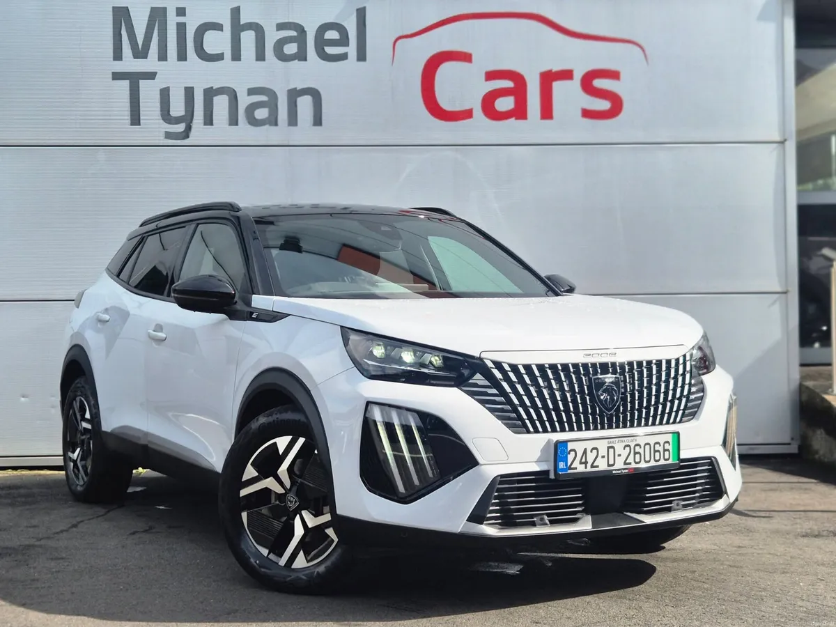2024 Peugeot 2008e GT Line, CarPlay, 17" Alloys - Image 1