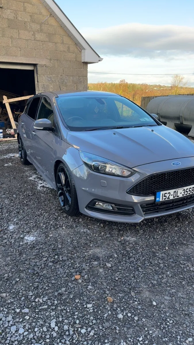Ford Focus ST3 Stealth Grey 2015 185bhp 2.0TDCI - Image 2