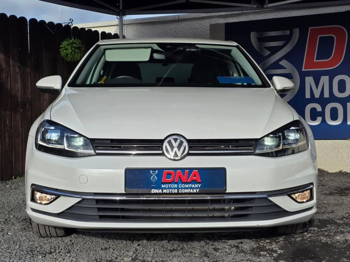 Volkswagen Golf PEARL WHITE - AUTO - HIGHLINE - - Image 2