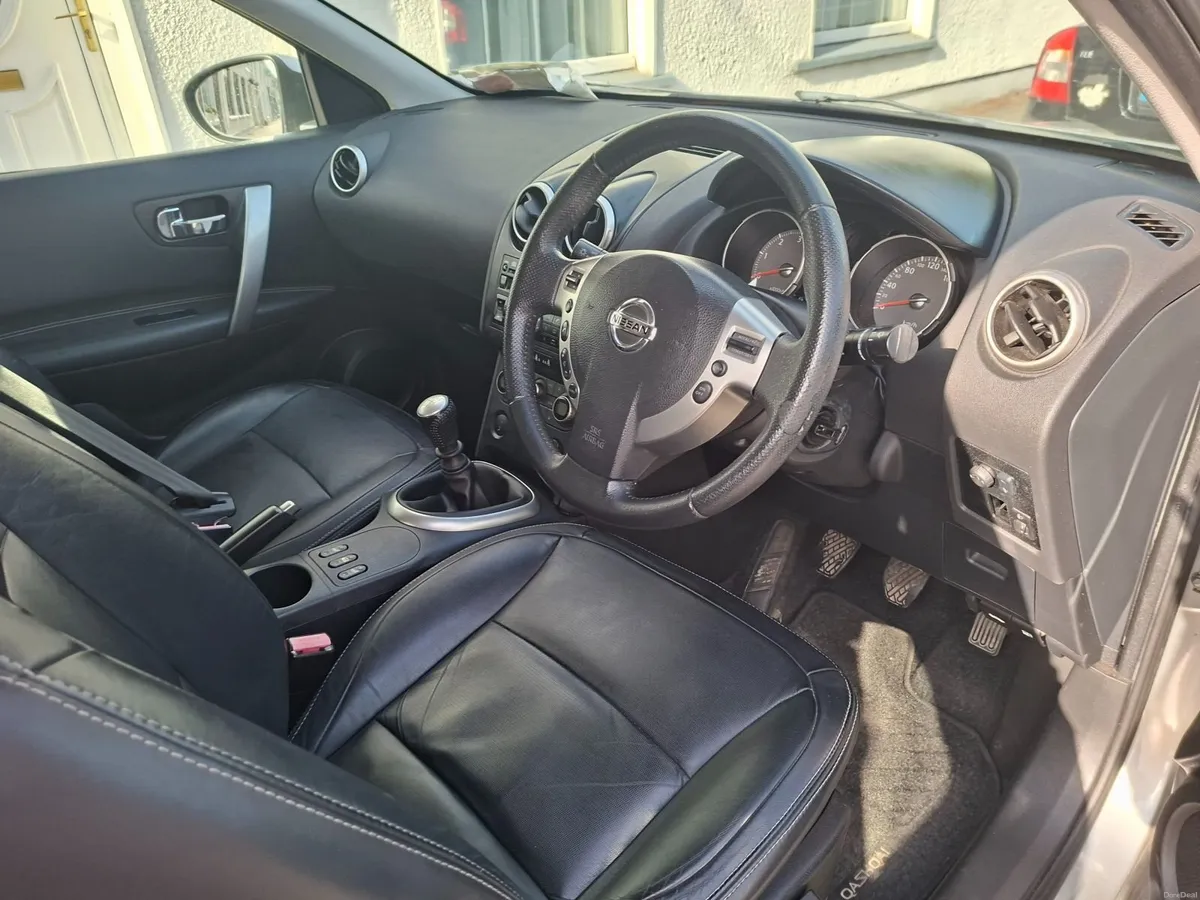 Nissan Qashqai 2010 - Image 3