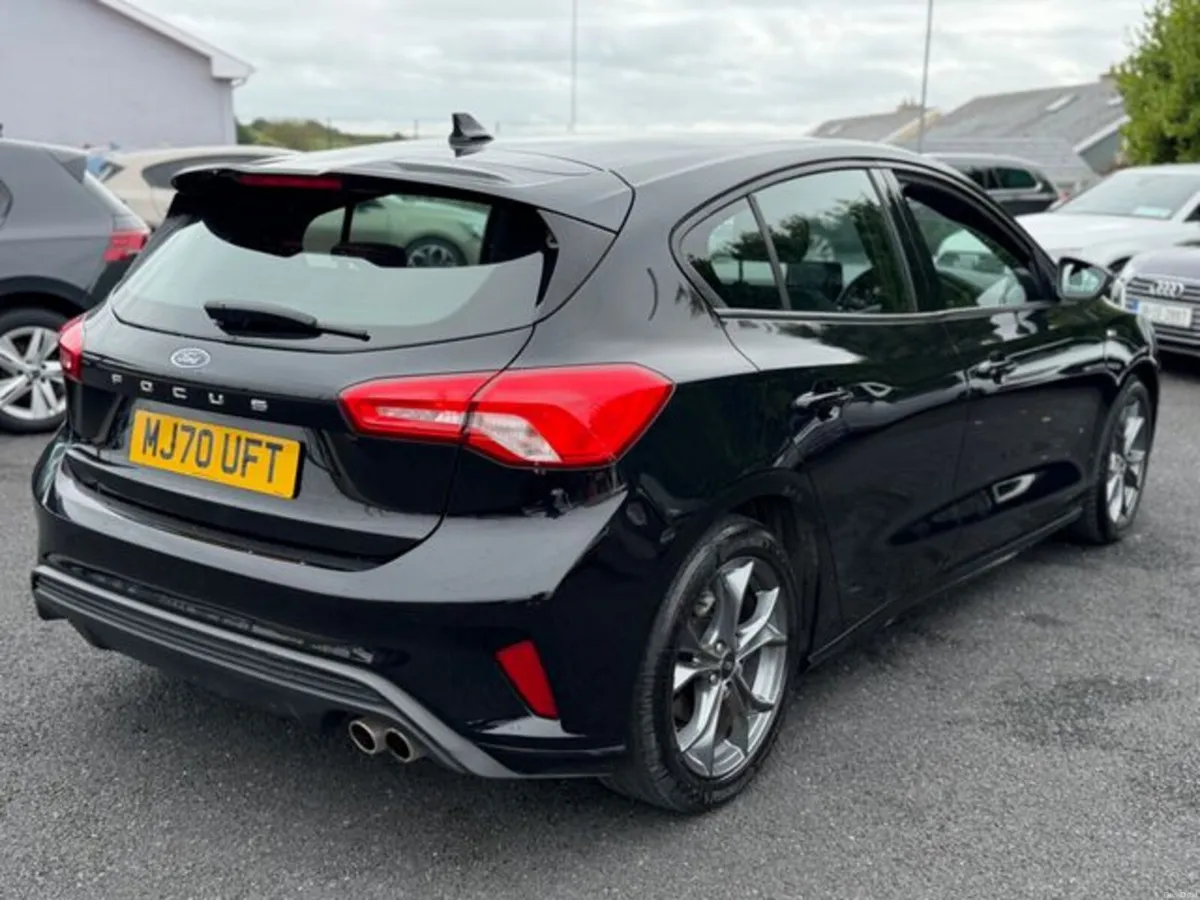 Ford Focus ST-LINE TDCI - Image 6
