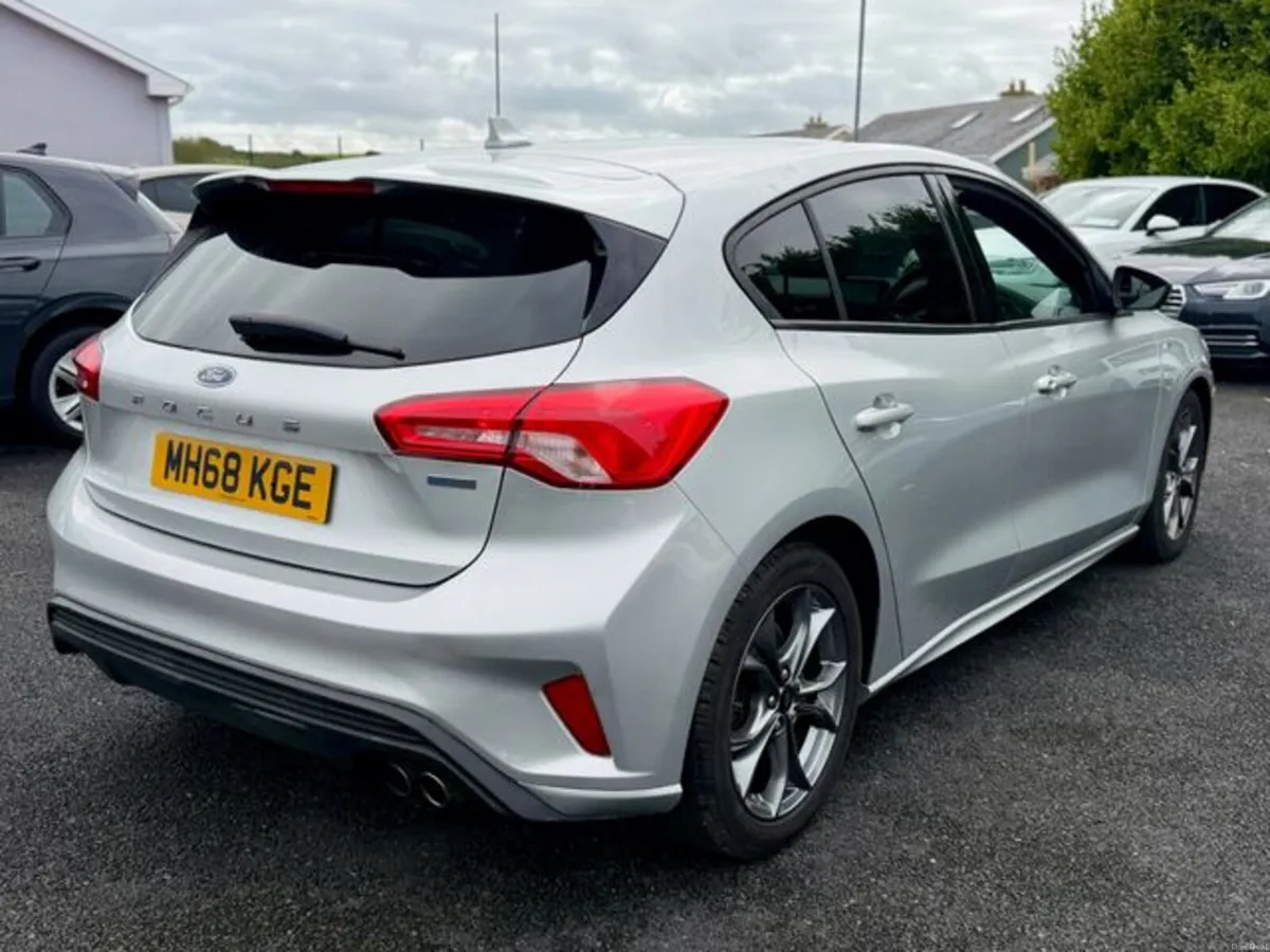 Ford Focus ST-LINE TDCI - Image 5