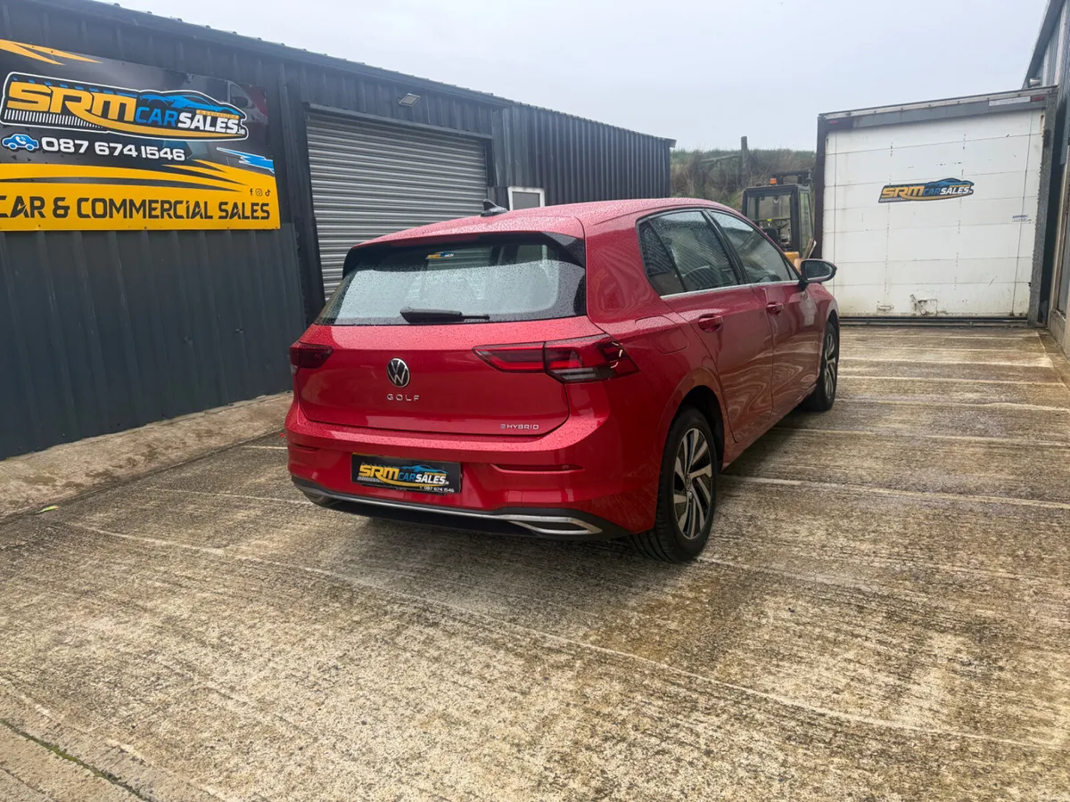 Volkswagen Golf 2022 - Image 5
