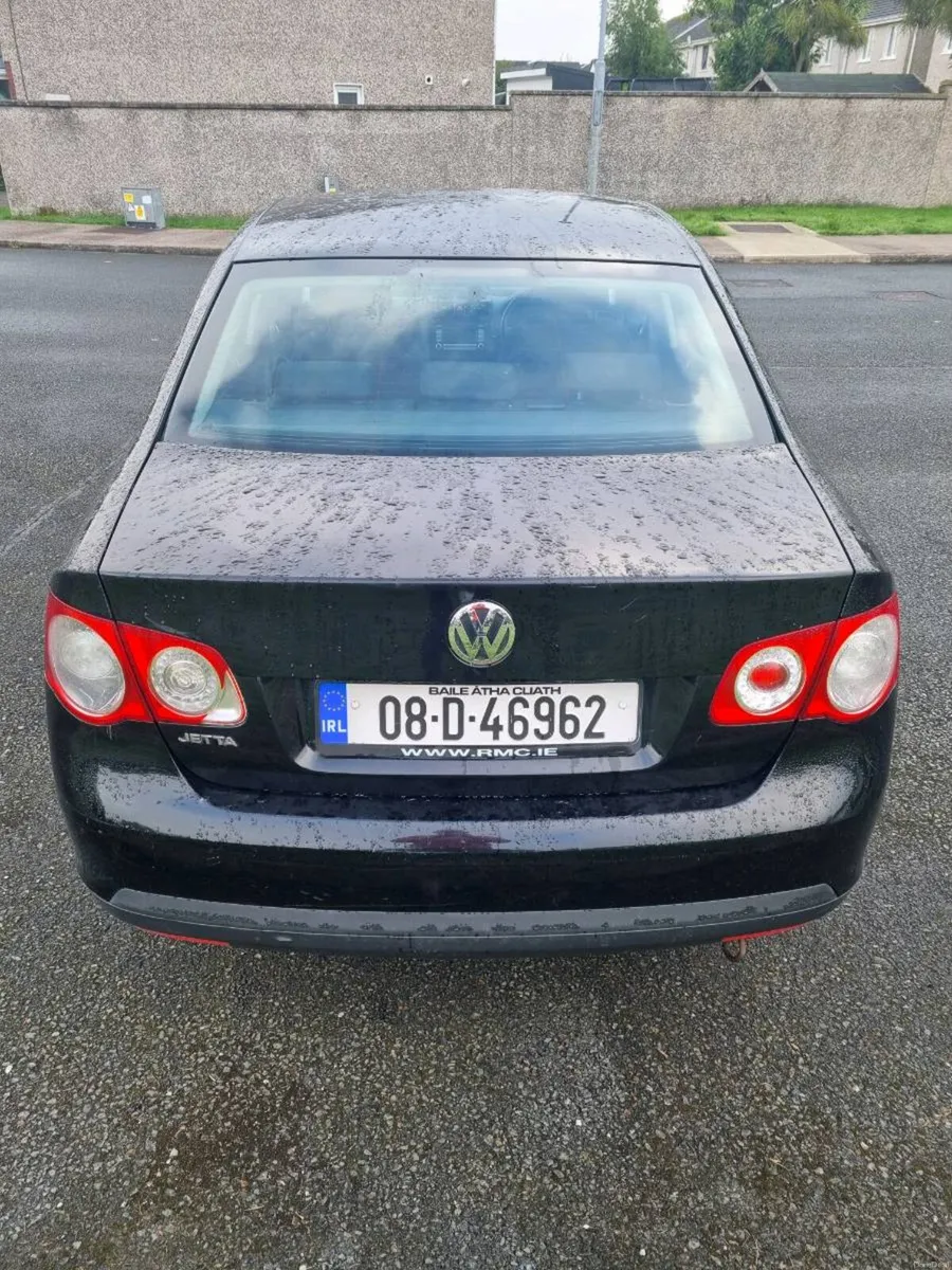 VW Jetta 1.6 - Image 4