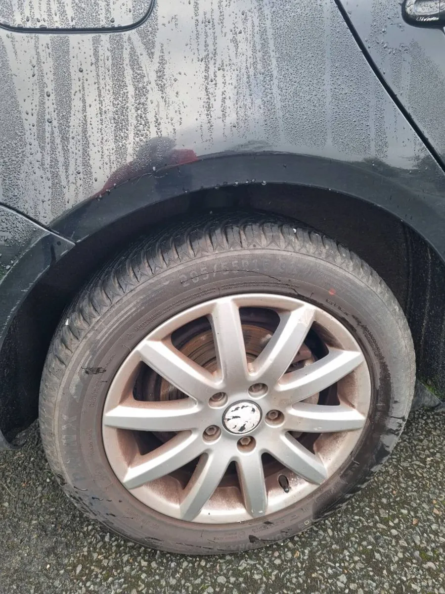 VW Jetta 1.6 - Image 6