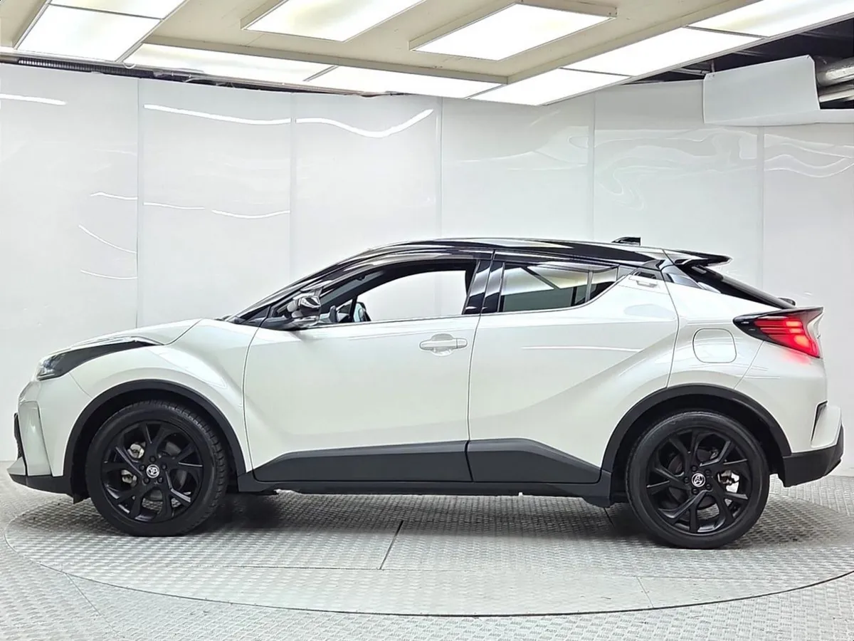 Toyota C-HR G 1.8 Hybrid *Top spec* - Image 5