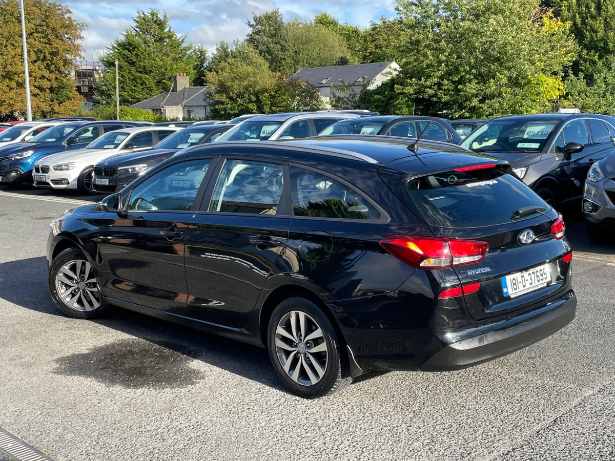 Hyundai i30 2018 1.6 Diesel Manual - Image 3