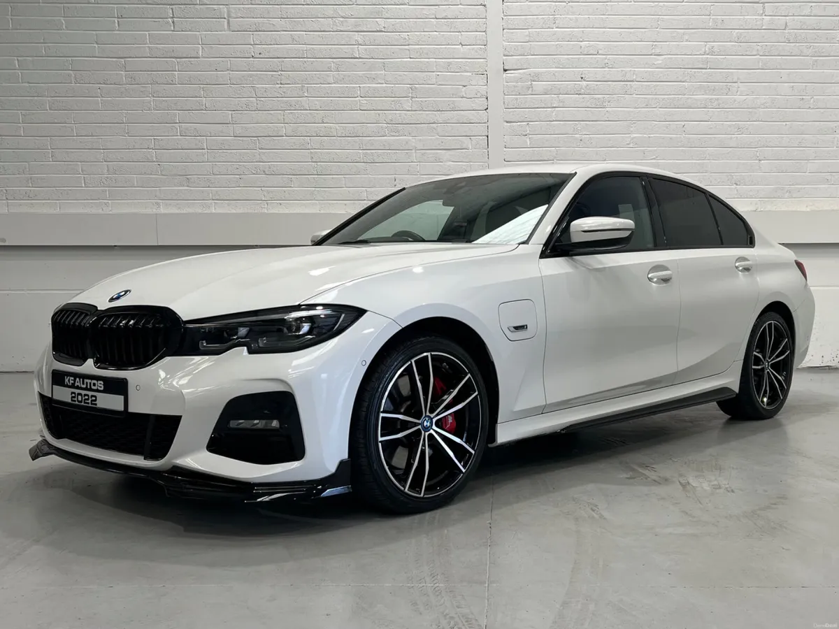 BMW 3 Series 330e M Sport Pro Edition Auto Saloon - Image 1