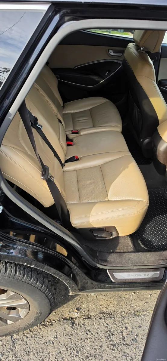Hyundai Santa Fe 2014 - Image 3