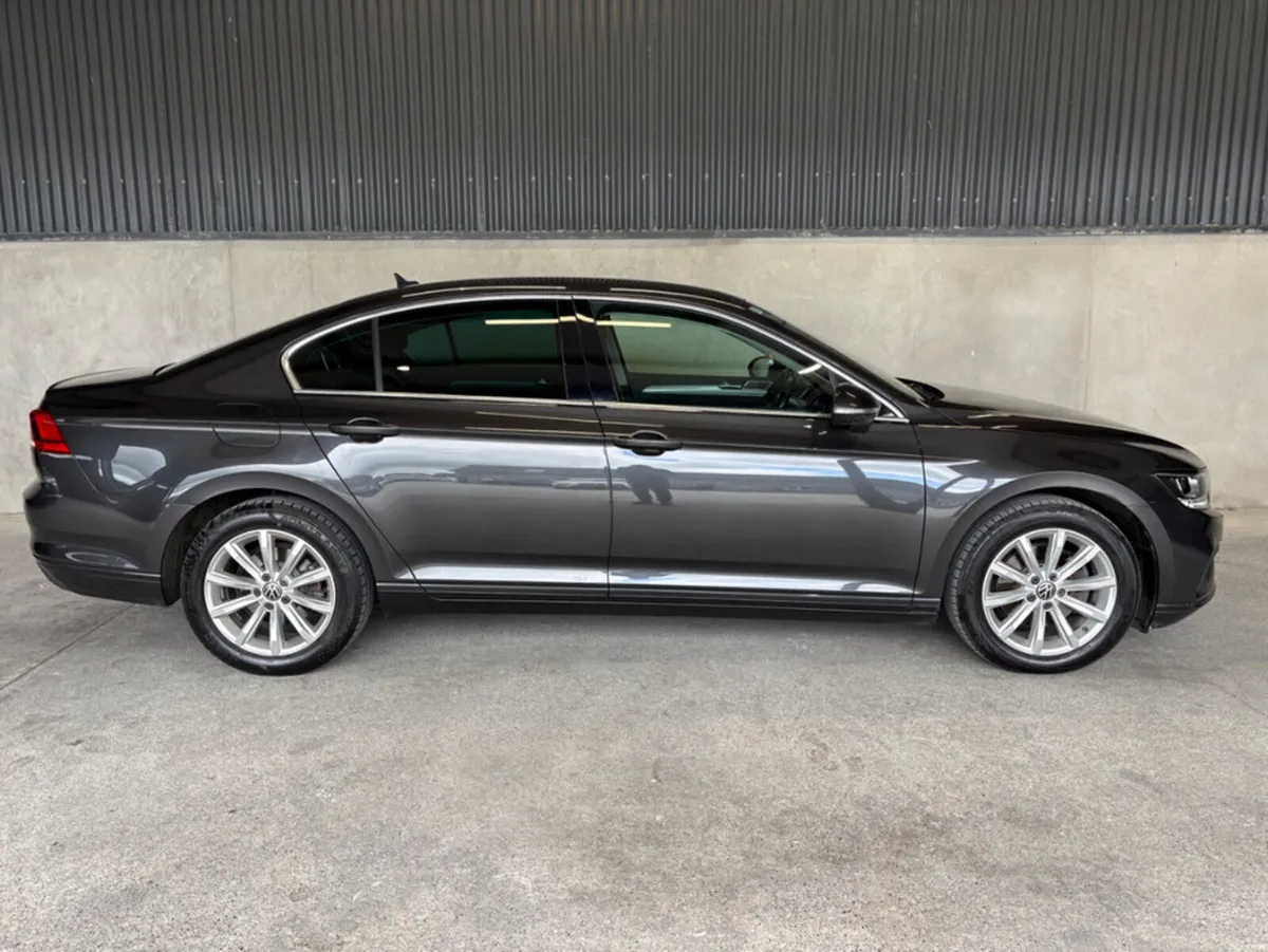 Volkswagen Passat VW PASSAT BUISINESS EDITION - Image 2