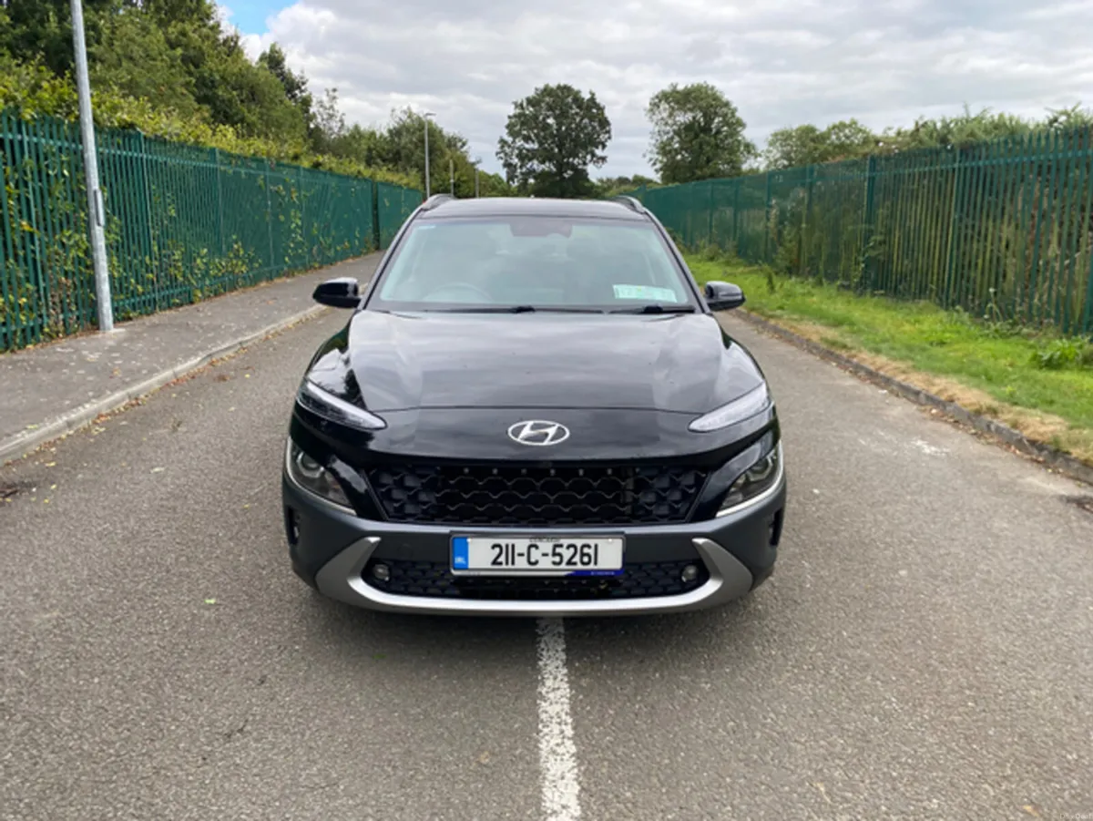 Hyundai KONA KAUAI EXECUTIVE 5DR - Image 3