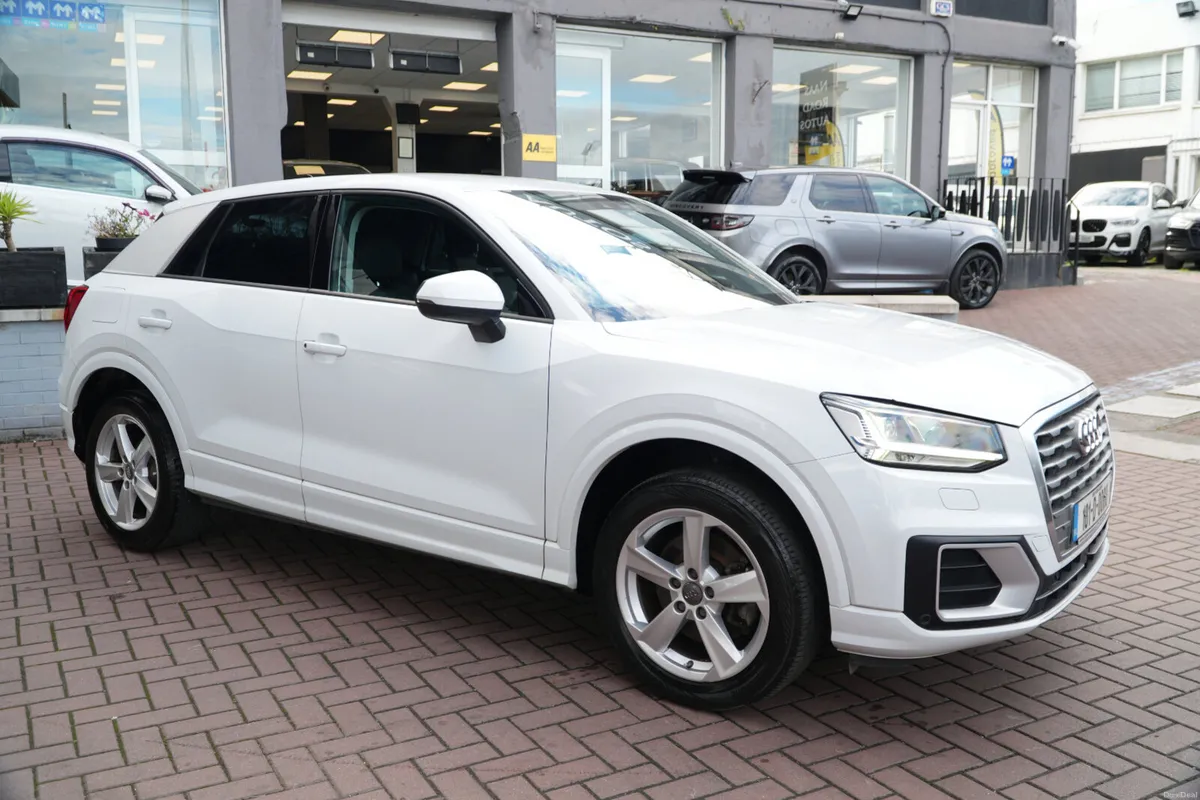 1.0TFSI SPORT 5DR HATCHBACK AUTO // ONLY 107,000 K - Image 2