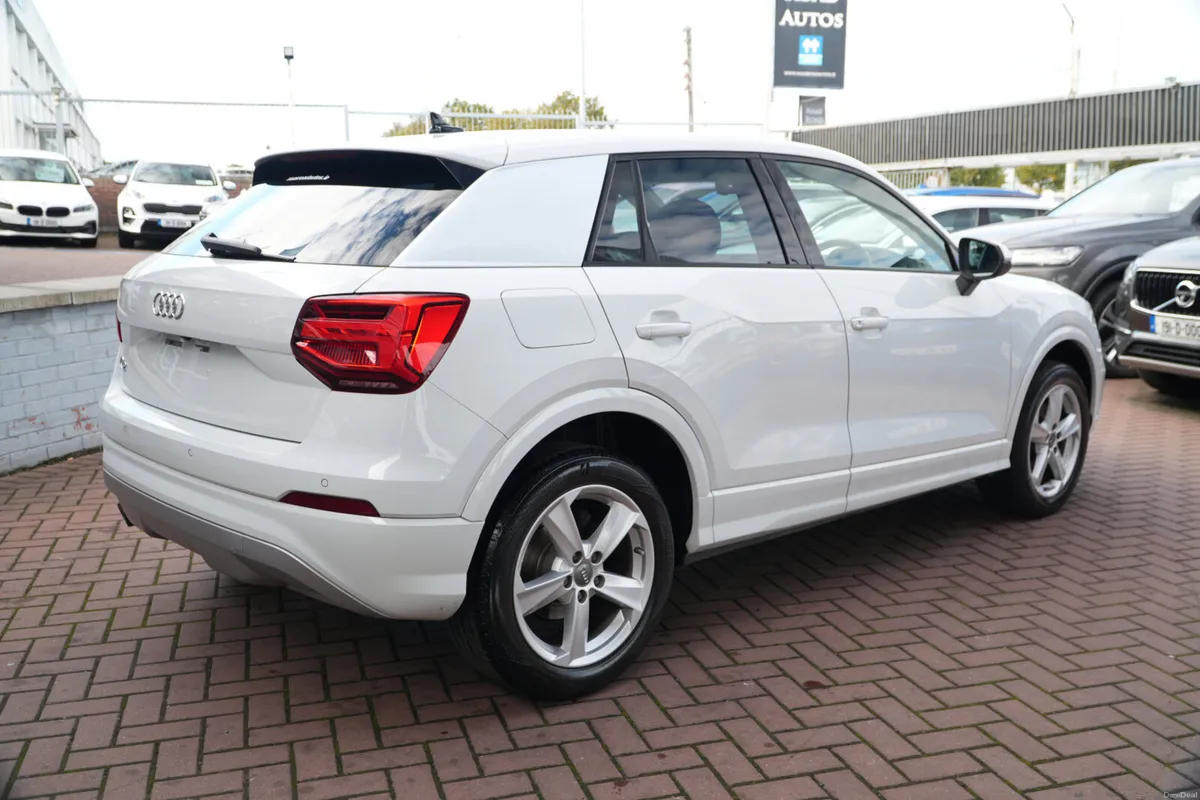 1.0TFSI SPORT 5DR HATCHBACK AUTO // ONLY 107,000 K - Image 4