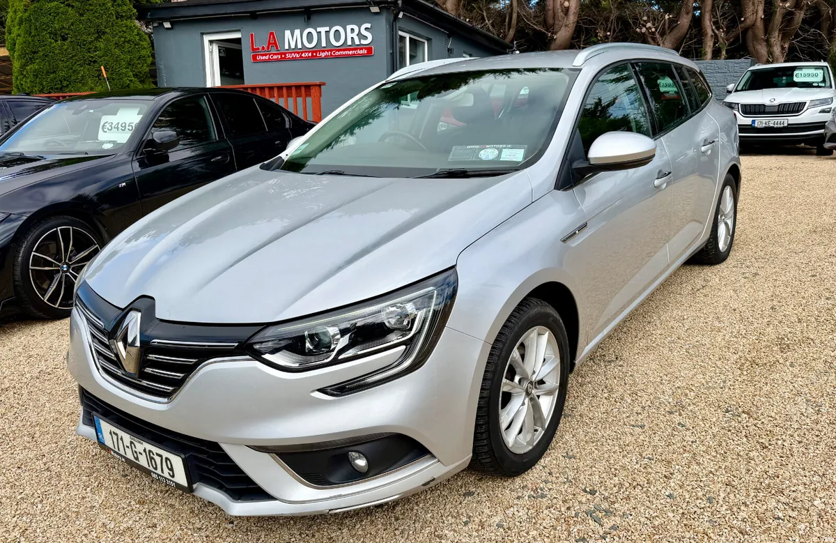 2017 Renault Megane 1.5dci Sport Tourer - Image 1