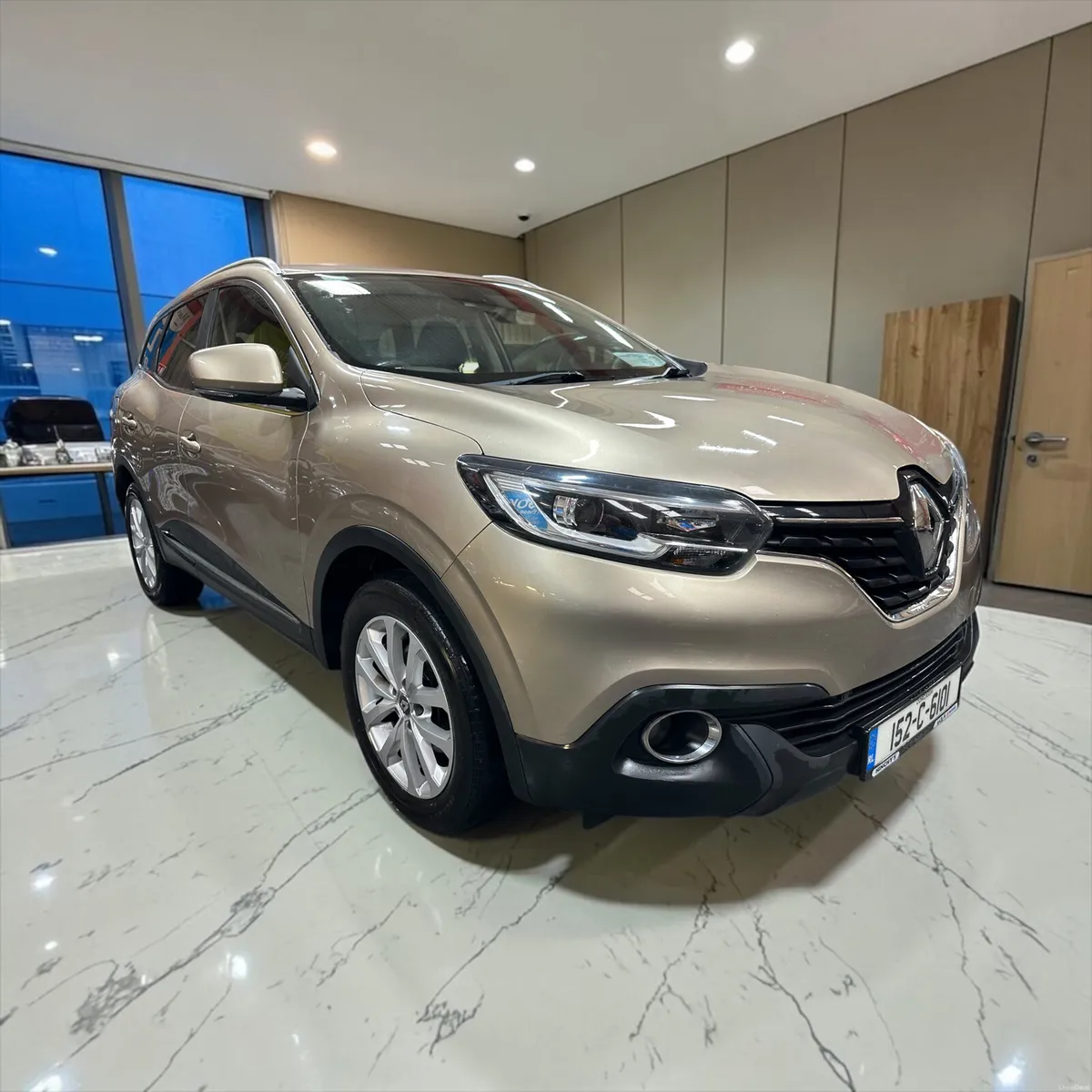 2015 Renault Kadjar 1.5 dCi 110  Dynamique Nav - Image 3