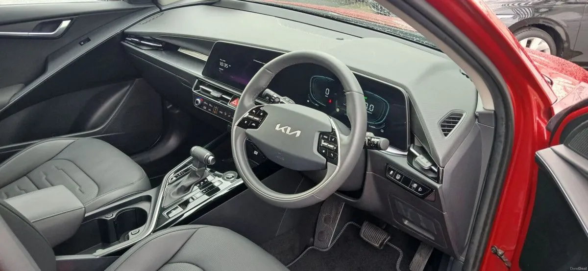 Kia Niro HEV SEM **REAR VIEW CAMERA, APP CONNECT, - Image 5
