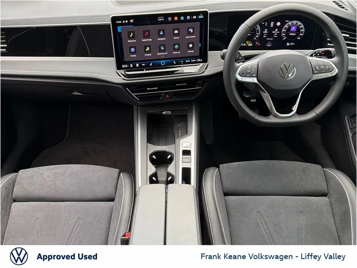 Volkswagen Passat *NEARLY NEW* BUSINESS PHEV 1.5 T - Image 2
