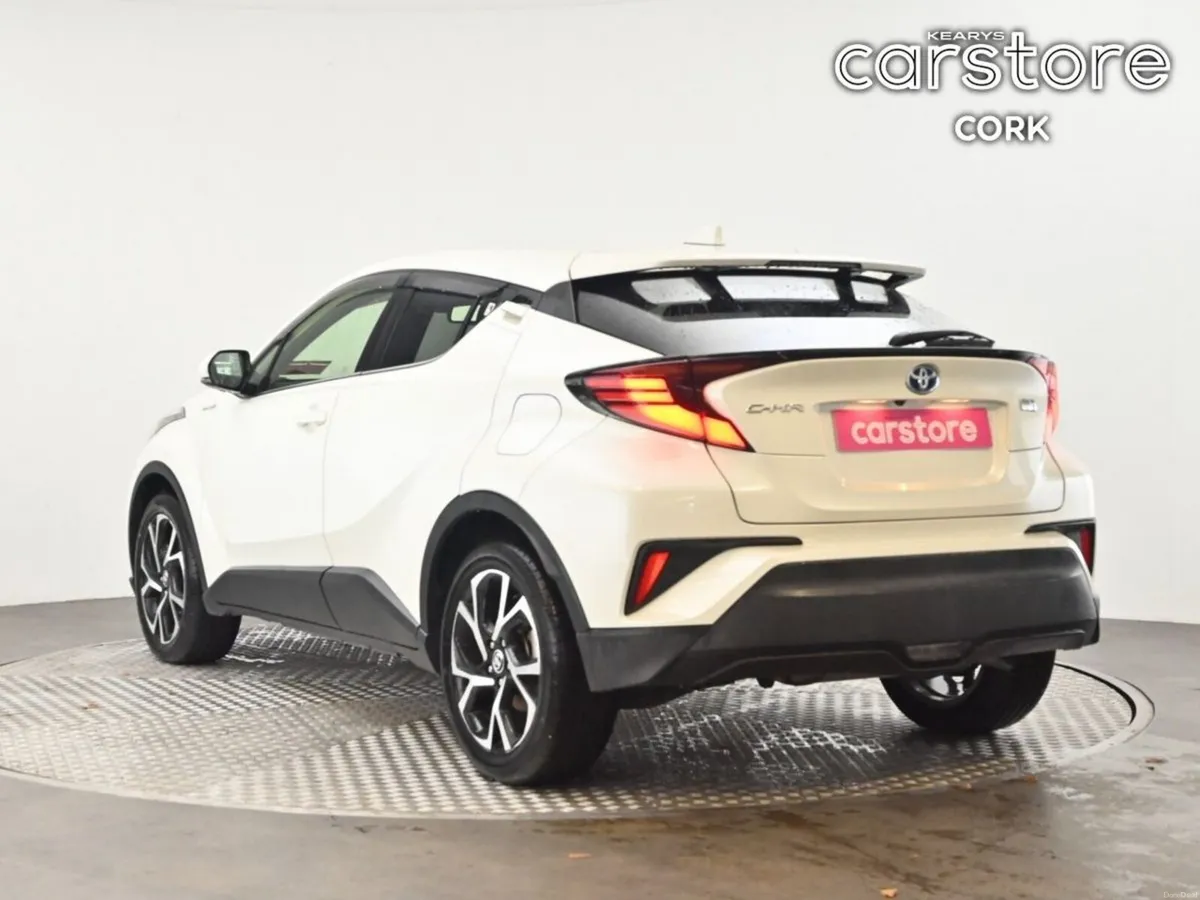 Toyota C-HR 1.8 HYBRID Auto - Image 3