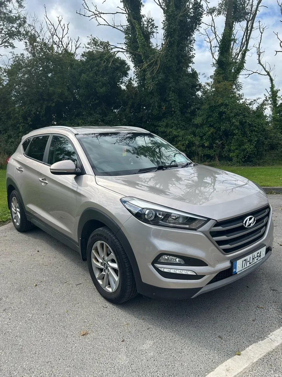 2017 Tucson Executive 1.7 Diesel - Image 1